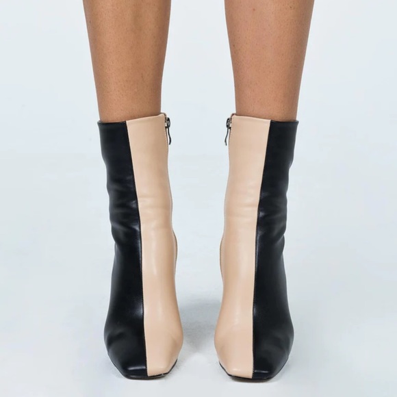 PRINCESS POLLY | Two Sided Story Boots in Black & Cream🖤 - Picture 3 of 13